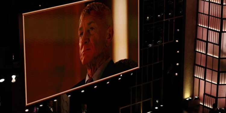 live-premiile-oscar-din-2026:-sean-penn-a-castigat-al-3-lea-oscar-din-cariera,-sinners-si-one-battle-after-another-isi-impart-primele-statuete-/-triumf-si-pentru-netflix-–-hotnews.ro