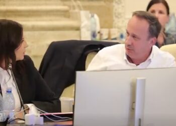 scandal-in-parlament-adrian-caciu,-acuzat-de-comportament-agresiv.-pnl:-recidiveaza-in-atitudinea-misogina