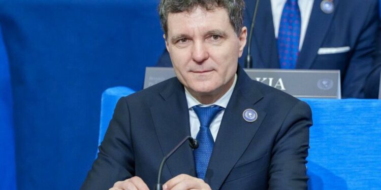 nicusor-dan-merge-la-bruxelles:-energia,-ucraina-si-securitatea-ue,-pe-agenda-consiliului-european