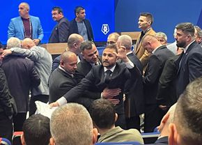 cenzurat-de-frf,-contracandidatul-lui-burleanu-a-facut-scandal-imobilizat-de-bodyguarzi:-dictatura!