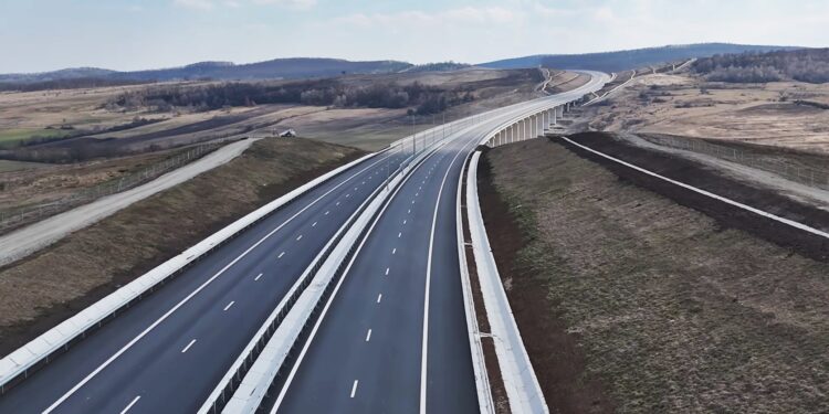 video-deschiderea-mult-asteptata-pe-autostrada-transilvania-in-2026-cum-arata-acum-tronsonul-intarziat-unde-lucreaza-umbrarescu-si-care-sunt-punctele-critice-pe-traseu-–-hotnews.ro