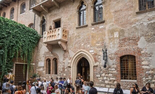 opt-atractii-turistice-din-europa-considerate-cele-mai-dezamagitoare-in-2026