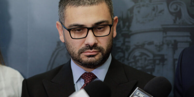 ministrul-muncii:-ideea-coalitiei-nu-e-neaparat-moarta,-dar-semne-mari-de-intrebare-s-au-ridicat-–-hotnews.ro