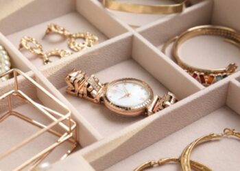lasati-ceasurile-si-bijuteriile-acasa,-sfatul-primit-de-turistii-din-partea-expertilor