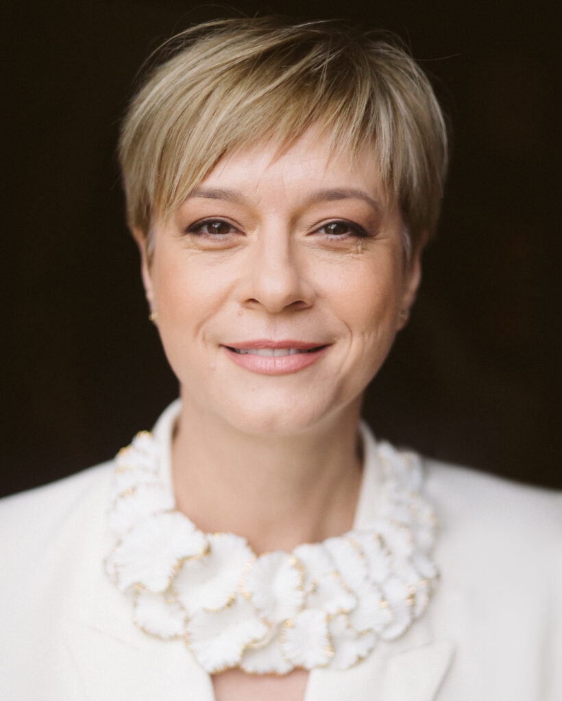 rogalski-damaschin-in-topul-celor-mai-bune-100-de-agentii-de-corporate-pr-din-lume-–-hotnews.ro