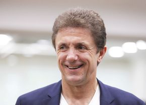 gica-popescu,-vizita-in-vestiarul-lui-ianis-zicu:-pentru-mine-nu-se-schimba-nimic