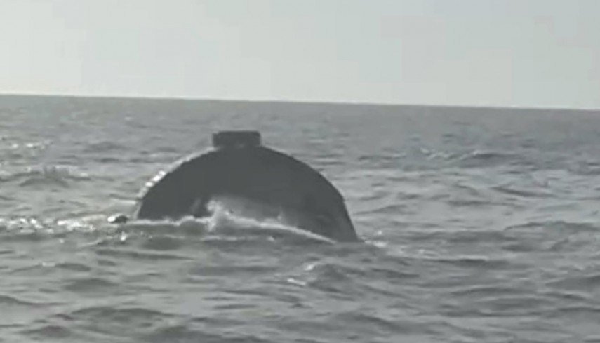 au-aparut-primele-imagini-cu-momentul-scufundarii-remorcherului-astana.-cinci-marinari-au-murit-in-urma-tragediei