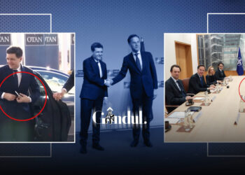 nicusor-dan-si-a-luat-celebrul-carnetel-si-la-intalnirea-cu-secretarul-general-al-nato.-presedintele-e-nedezlipit-de-talismanul-sau