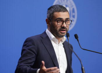 florin-manole,-despre-reducerea-cheltuielilor-la-ministerul-muncii:-daca-va-fi-sa-plece-vreun-om-prin-vointa-ministrului,-acela-va-fi-ministrul-–-hotnews.ro