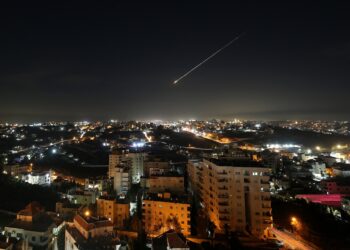 israel-avertizeaza-europa-dupa-ultimul-atac-surpriza-al-iranului:-paris,-berlin,-roma-–-toate-sunt-in-raza-/-noi-atacuri-iraniene-in-golf-conditia-teheranului-pentru-pace-–-hotnews.ro