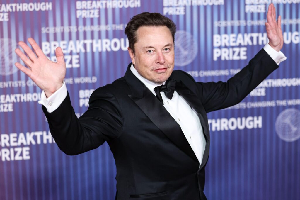 sunt-niste-inapoiati-mintal:-elon-musk-ii-insulta-pe-procurorii-din-paris-care-sustin-ca-scandalul-grok-a-fost-provocat-pentru-a-creste-valoarea-x-si-xai-–-hotnews.ro