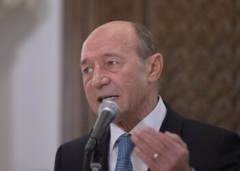 traian-basescu-lauda-scutul-de-la-deveselu:-a-fost-o-investitie-facuta-la-timp,-justificata-de-dotarea-pe-care-o-are-iranul