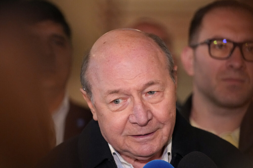 are-sau-nu-are-iranul-arma-nucleara?-basescu-raspunde-si-explica-rolul-scutului-de-la-deveselu