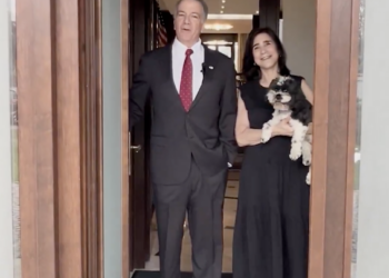 buna-ziua!-primul-mesaj-al-ambasadorului-sua-in-romania.-ce-transmite-si-de-cine-este-insotit-la-bucuresti