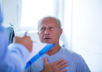 poate-inteligenta-artificiala-sa-salveze-sistemele-de-sanatate?-expertii-avertizeaza-ca-modelul-actual-risca-sa-se-prabuseasca