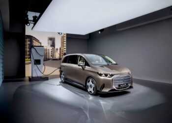 noul-mercedes-benz-vle-electric:-mai-mult-spatiu,-mai-mult-confort,-mai-multa-libertate-–-hotnews.ro