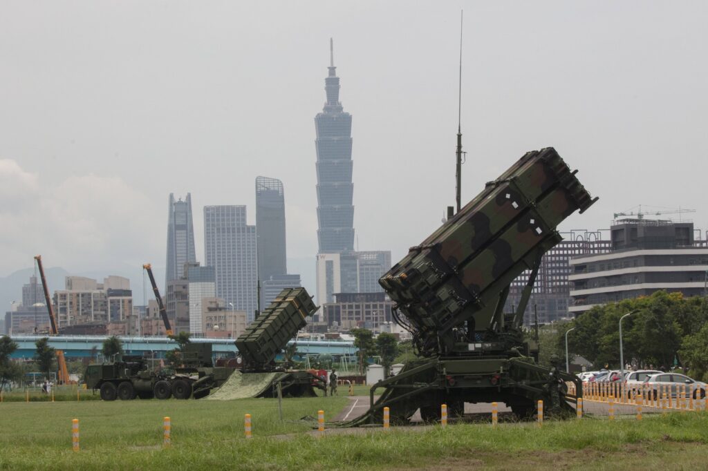 taiwanul-aminteste-sua-de-urgenta-situatiei-sale,-in-timp-ce-resursele-pentagonului-sunt-intinse-in-orientul-mijlociu-–-hotnews.ro