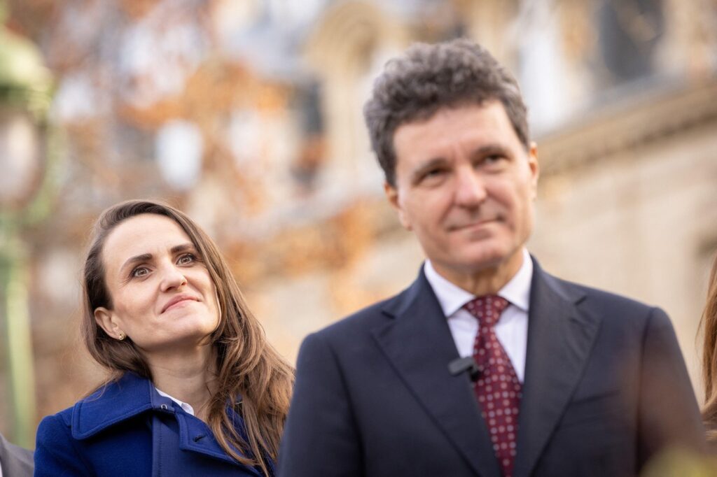 iranul,-sua-si-ce-are-de-facut-romania-in-perioada-urmatoare-in-politica-sa-externa-–-hotnews.ro