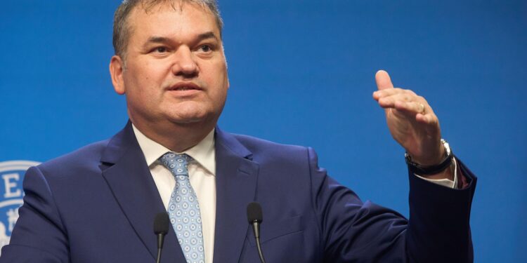 cseke-attila:-udmr-nu-vrea-sa-iasa-de-la-guvernare-mesaj-pentru-parteneri:-aceasta-perioada-nu-se-trateaza-cu-certuri-–-hotnews.ro