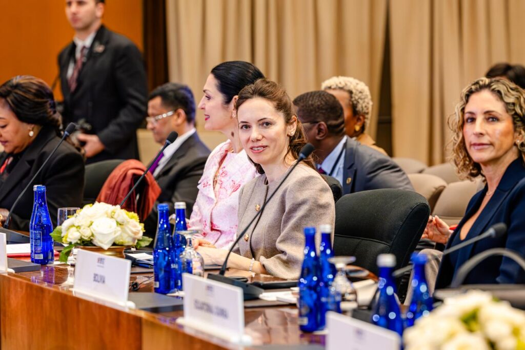 mirabela-gradinaru,-dupa-summitul-melaniei-trump:-am-gasit-un-numitor-comun-–-hotnews.ro