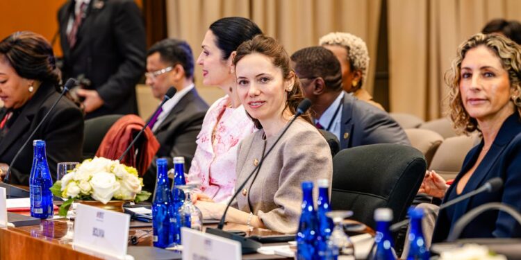 mirabela-gradinaru,-dupa-summitul-melaniei-trump:-am-gasit-un-numitor-comun-–-hotnews.ro