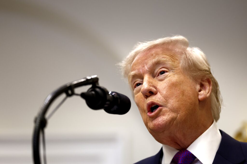 ma-implora-sa-facem-o-intelegere-conditia-trasata-iranului-de-trump-pentru-ca-sua-sa-nu-devina-cel-mai-urat-cosmar-al-sau-–-hotnews.ro