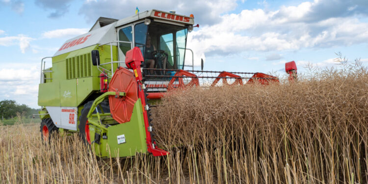 motorina-la-pret-redus,-fara-tva-si-accize,-pentru-fermieri.-propunerea-madr-in-contextul-scumpirii-carburantilor