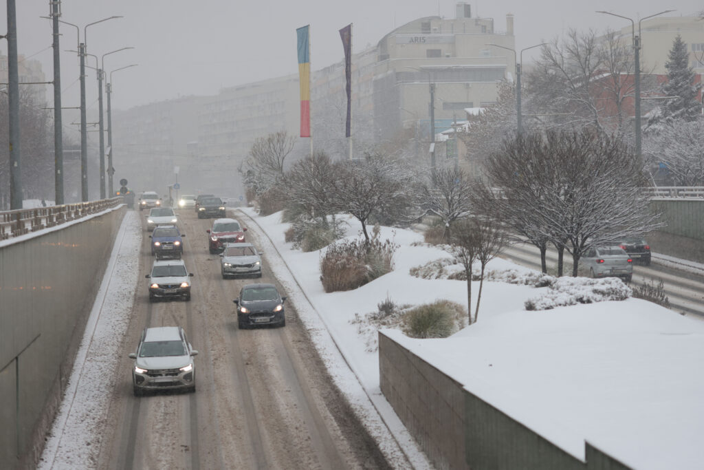 alerta-anm:-cod-portocaliu-de-ninsoare-in-patru-judete,-sambata-/-cod-galben-in-alte-trei-judete-–-hotnews.ro