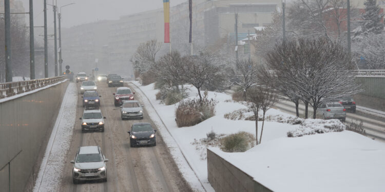 alerta-anm:-cod-portocaliu-de-ninsoare-in-patru-judete,-sambata-/-cod-galben-in-alte-trei-judete-–-hotnews.ro