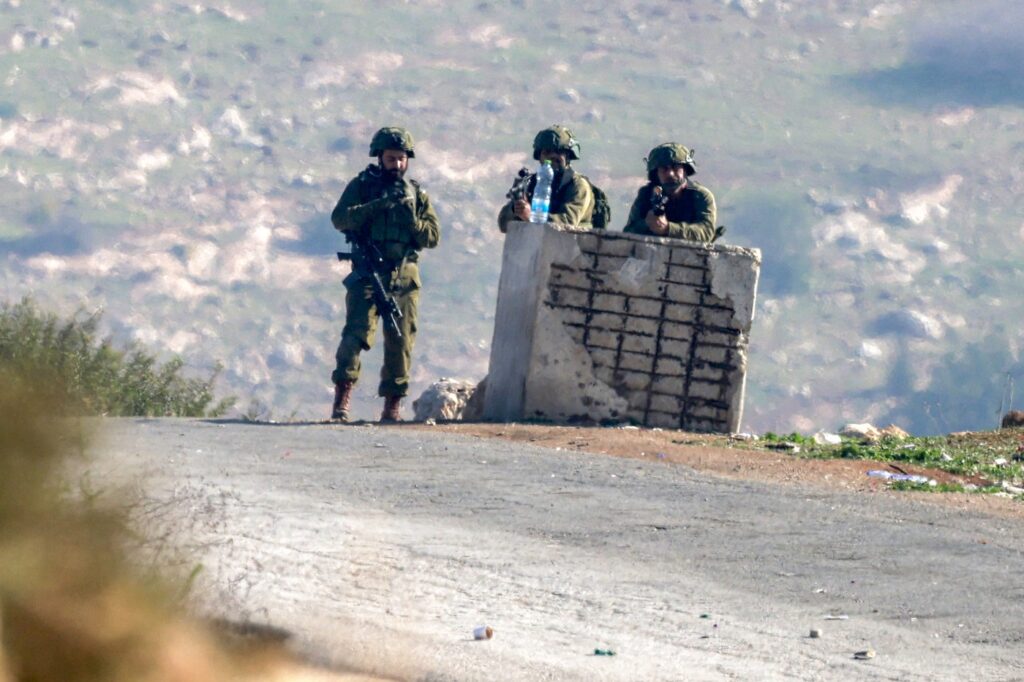 video-detentia-arbitrara-a-unei-echipe-cnn-in-cisiordania,-condamnata-de-presa-straina-–-hotnews.ro