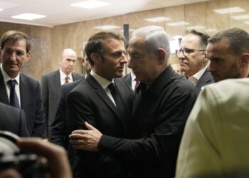 o-ofensa-nu-doar-pentru-credinciosi!-reactia-lui-macron-si-meloni,-dupa-ce-politia-israeliana-a-impiedicat-inalti-prelati-catolici-sa-tina-slujba-de-florii-la-biserica-sfantului-mormant-–-hotnews.ro