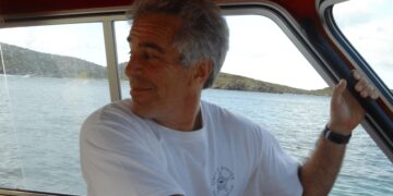 serial-despre-jeffrey-epstein,-cu-o-actrita-premiata-cu-oscar-si-emmy-anuntul-facut-de-sony-pictures-–-hotnews.ro