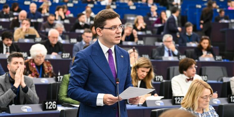 europarlamentarul-victor-negrescu-vrea-ca-„locuirea-sa-fie-o-prioritate-reala-a-uniunii-europene”