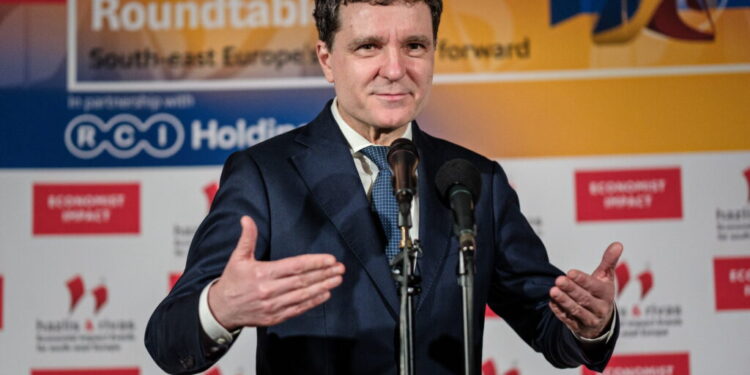 nicusor-dan:-romania-a-recuperat-decalajul-fata-de-ue-si-vizeaza-aderarea-la-ocde-si-zona-euro