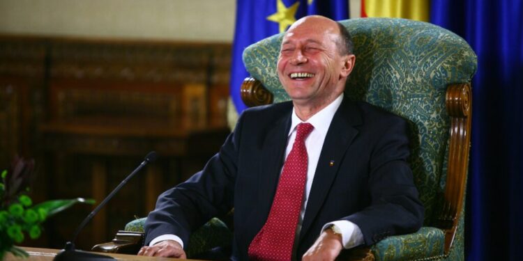 basescu,-critic-la-adresa-presedintelui-trump:-omul-asta-nu-stie-ce-a-facut-si-continua-sa-fie-arogant