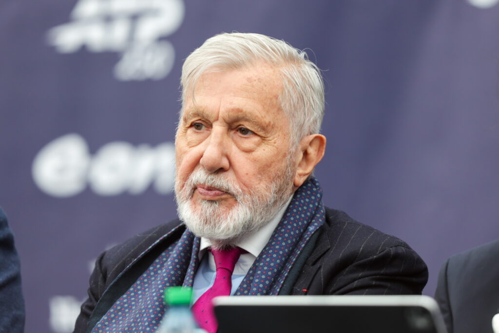 parlamentul-a-adoptat-proiectul-de-lege-prin-care-2027-devine-anul-ilie-nastase