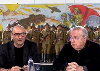 ion-cristoiu:-razboiul-rece-a-impartit-intreaga-lume-in-doua-–-occidentul-aparat-de-sua-si-uniunea-sovietica