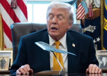 suntem-in-razboi:-prima-reactie-a-lui-donald-trump-dupa-ce-fortele-iraniene-au-doborat-un-avion-de-vanatoare-american-–-hotnews.ro