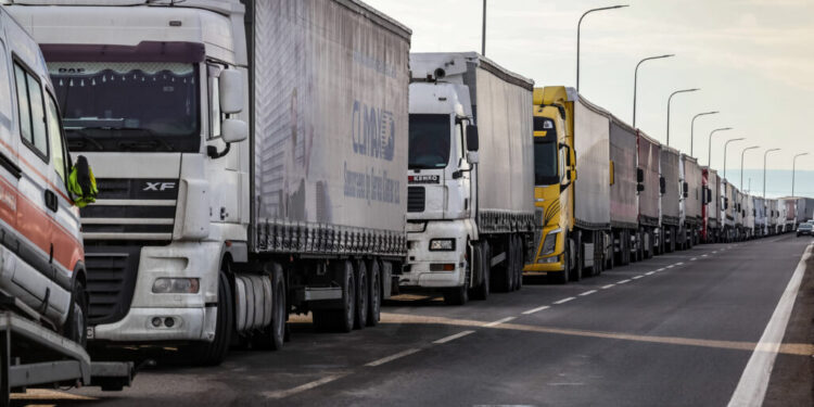 ministerul-transporturilor-anunta-conditii-de-acces-mai-flexibile-la-schema-de-ajutor-de-stat-pentru-transportatorii-rutieri-de-marfa
