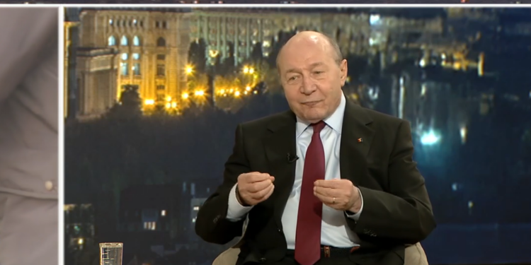 traian-basescu-sustine-rationalizarea-carburantului