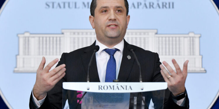 ministrul-apararii:-facem-analize-la-milimetru-de-trei-ori-pe-zi-privind-iranul.-nu-exista-riscuri-actuale-pentru-securitatea-romaniei