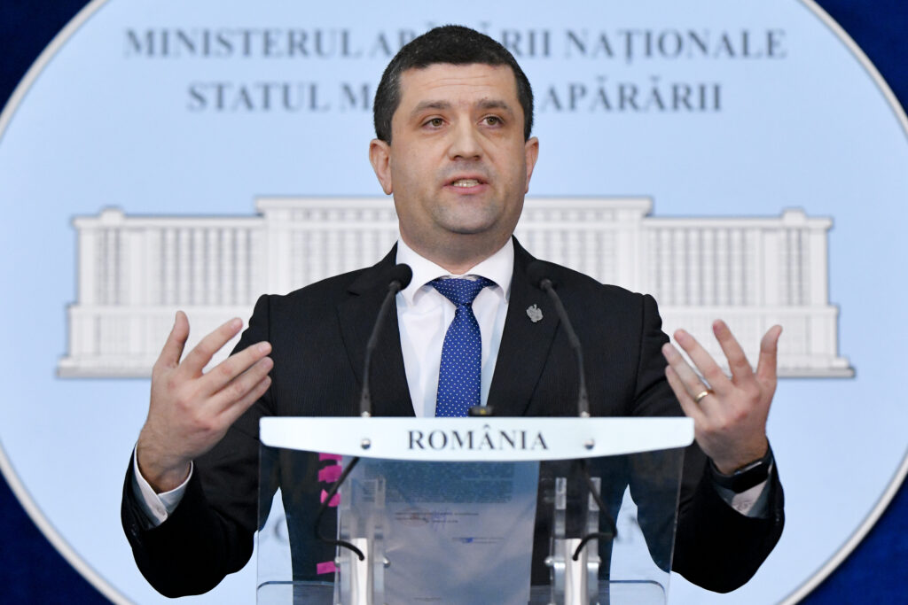 ministrul-apararii:-facem-analize-la-milimetru-de-trei-ori-pe-zi-privind-iranul.-nu-exista-riscuri-actuale-pentru-securitatea-romaniei
