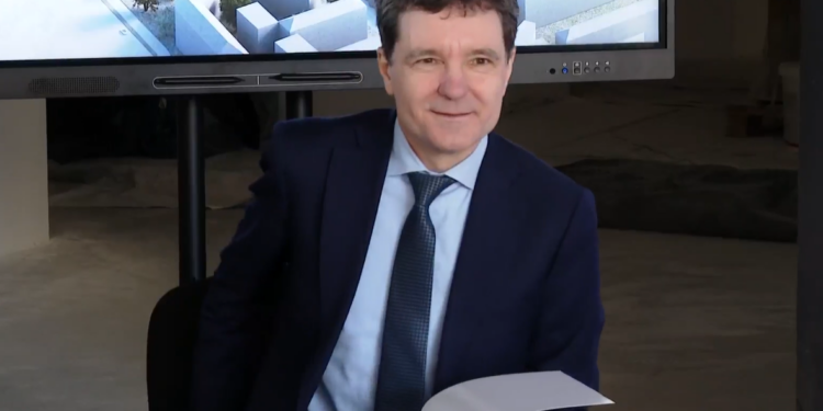 nicusor-dan-cere-desecretizarea-achizitiilor-de-vaccinuri-pfizer