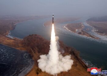 serie-de-atacuri-balistice-spre-marea-japoniei:-coreea-de-nord-lanseaza-noi-rachete-dupa-ce-a-declarat-seulul-stat-inamic-–-hotnews.ro