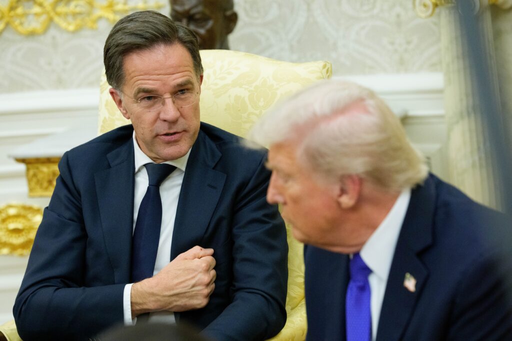 casa-alba:-trump-va-discuta-cu-rutte-despre-posibila-retragere-a-sua-din-nato-alianta-a-esuat-–-hotnews.ro