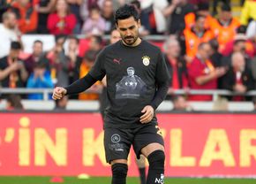 galatasaray,-gest-de-suflet-pentru-mircea-lucescu-la-meciul-din-turcia:-nu-te-vom-uita!