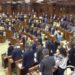 gest-de-suflet-in-parlamentul-moldovei-pentru-mircea-lucescu