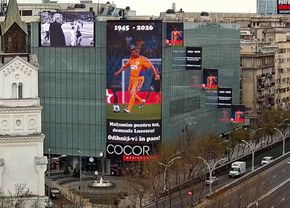 omagiu-pentru-mircea-lucescu-in-centrul-bucurestiului