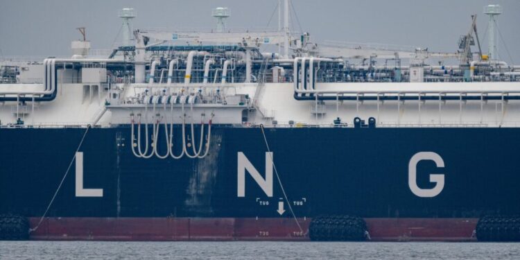 romania-cumpara-portul-giurgiulesti-din-republica-moldova