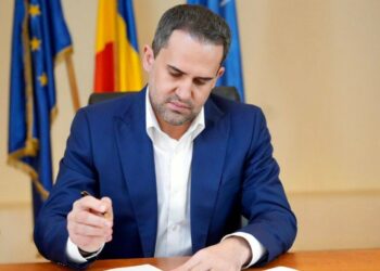 masini-electrice-pentru-sri,-sts-si-spp.-anuntul-ministrului-transporturilor-despre-investitiile-din-bani-europeni